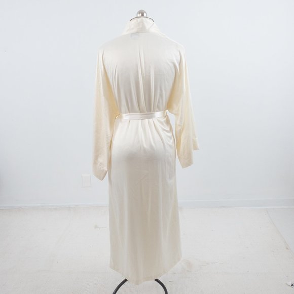 Natori M Silky Wrap Hollywood Robe Cream White - Picture 4 of 9